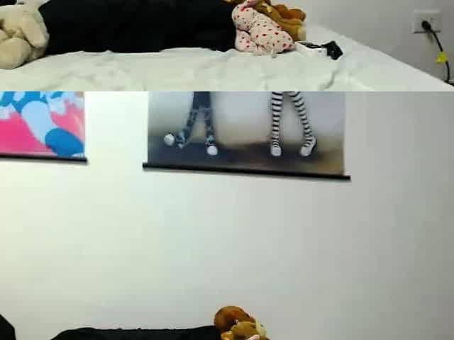 Amateur blonde fucking in stockings on video