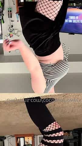This brunette chick with nice big boobs and a pretty face is
