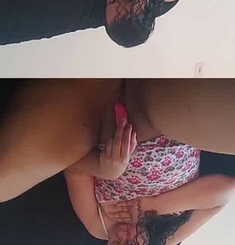 Overweight hotty masturbating