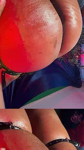 Booty bouncing and squirting all over myself