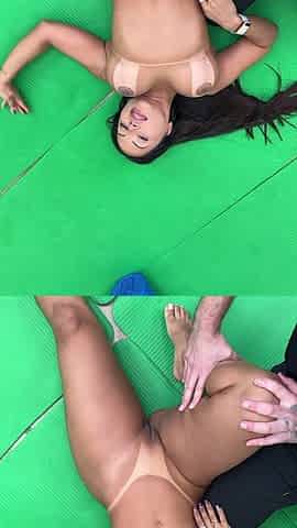 Flexible Big Booty Latina Gets Stretched Out & Fucked for Facial