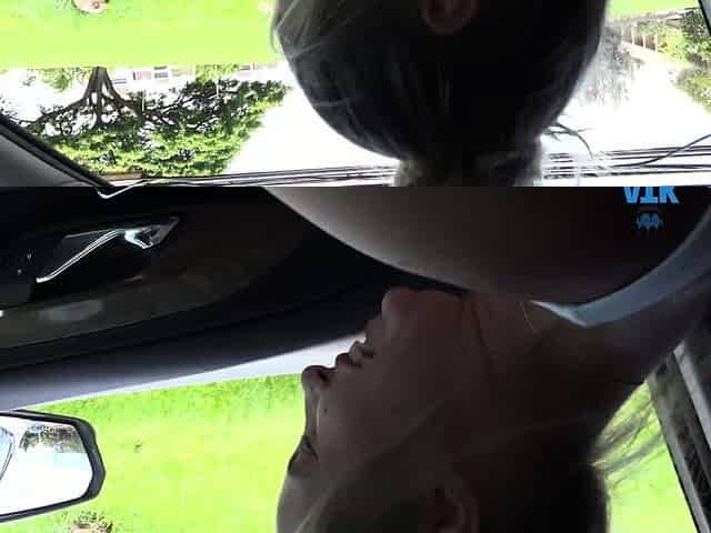 Amateur Outdoor Brunette Masturbates