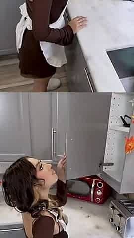 Forget the Turkey, She'll Eat Her Pervy Stepdad's Big Dick