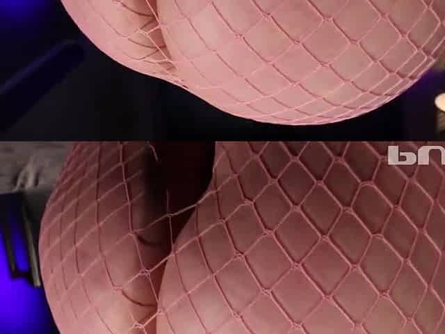 Kiki Daire - Sexy Milf Makes Herself All Wet!