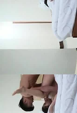 Amateur couple copulation on hidden cam