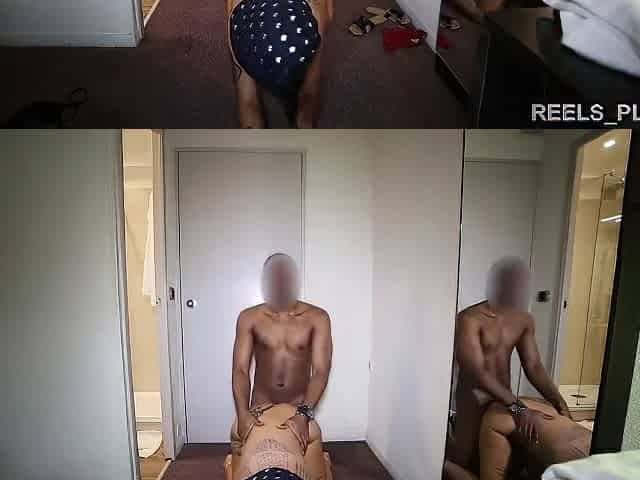 Un Arabe Au Gros Cul Se Fait Baiser Par Deux Noirs En Public