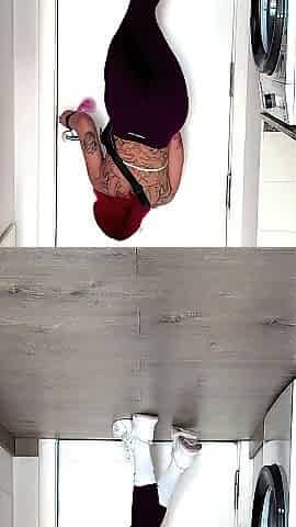 Pissing My Leggings After The Gym: Got Home With A Bursting Full Bladder Wetting My Yoga Panties & Pants