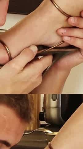 Beautiful babe with sexy body gets banged in her butt hole