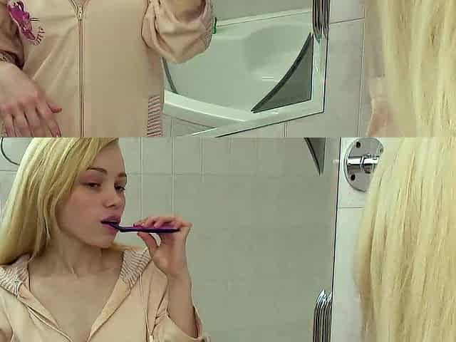 Coed With Small Boobs Olya Showering Makes You Envious Of The WATER!