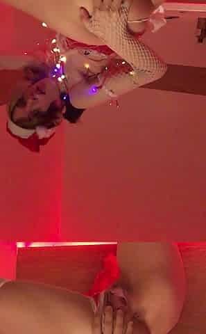 A Little Peek at My Xmas Ass