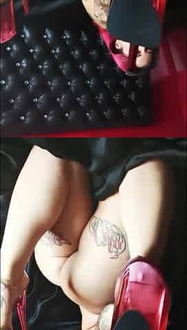 Huge Dildo Sucking Slut