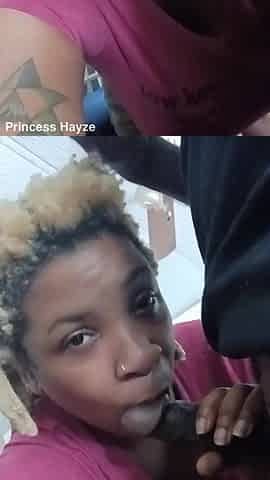 BLACK SUCKING SHLONG IN BROAD DAYLIGHT