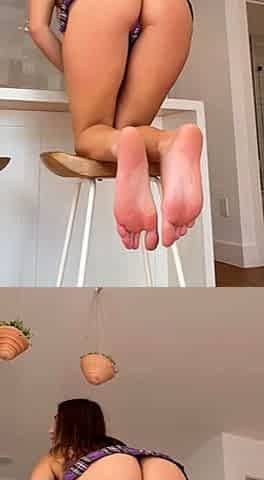 Solo teen Babe Ambery Sym striptease masturbation