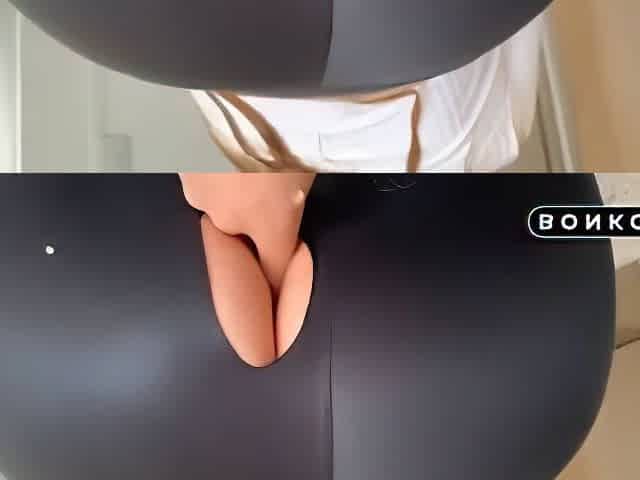 Big-Ass Latina MILF's Ripped Yoga Pants