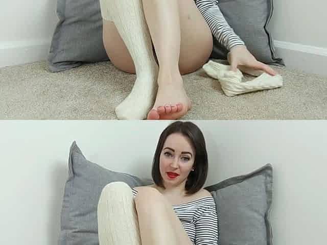 Amateur Foot Fetish Girlfriend Sucks and gives a Footjob