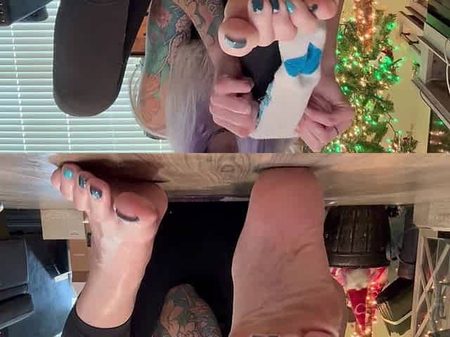 Amazon Self Foot Massage with Size 16 Feet