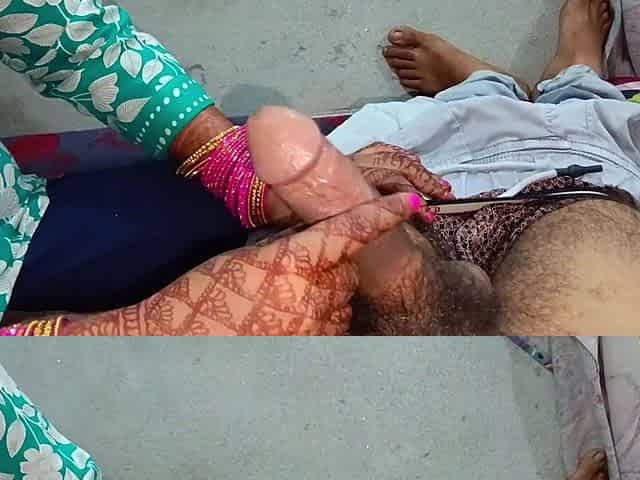 Karwa Chauth Special Video Indian Bhabhi Sucking Big Dick and Try Anal Sex First Time in Life