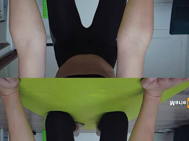 Angel in gym leggings does exercises and then humping a roller until climax