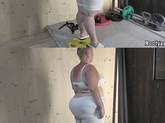 Corpulent hotty loves to bang her coach during training