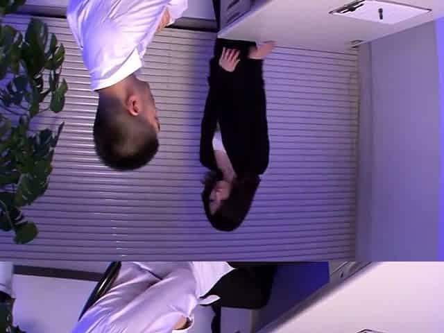 Mitsuki Blows the Cock of Intern in Office Like a Slut