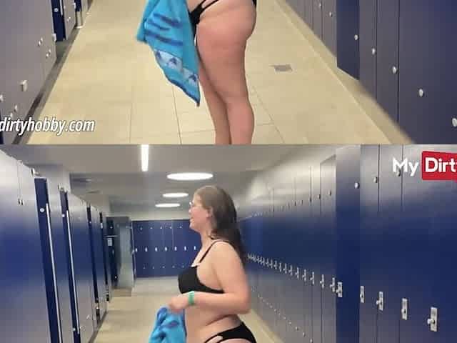 My Dirty Hobby - Nerdy babe swallows in the locker room