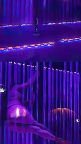 Exotic Disrobe Pole Dance Warm Up at Rosewood Theatre [ NY ]
