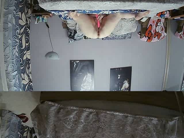 Mother-in-law Masturbates Big Pussy Before Sex