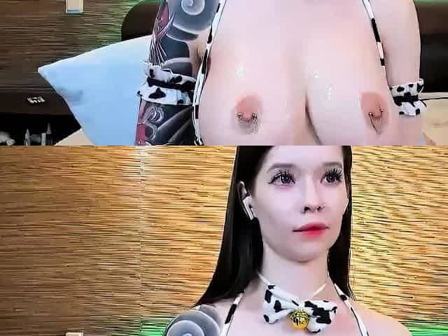 Big boob brunette masturbates on webcam