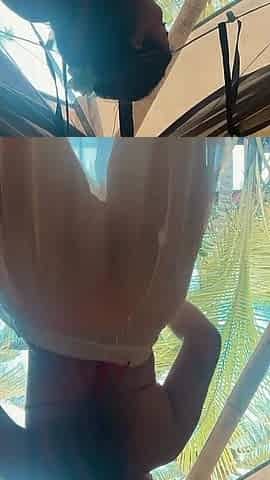 Girl Lost on the Beach Is Fucked by a Tour Guide