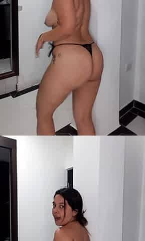 My girlfriend sends me a video dancing and showing her tits