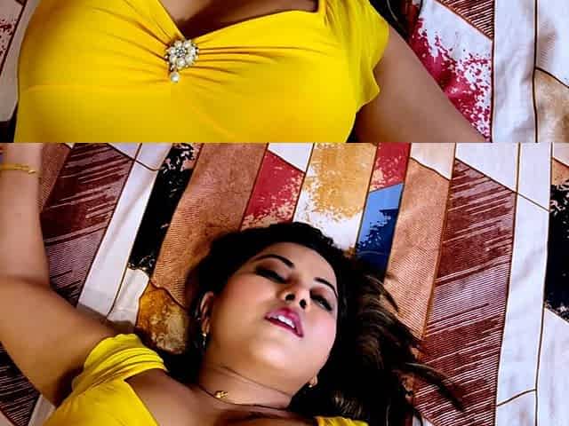 Desi Sexy Indian Beautiful Girlfriend Hardcore Sex in Room