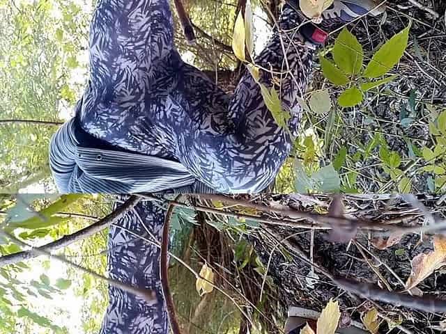 Mature Stepmom Fucks Herself Doggystyle Outdoors