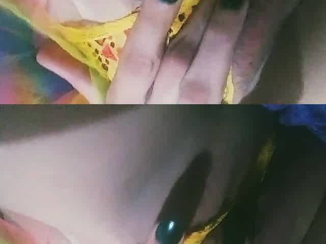 Close up Snatch Prolapsing