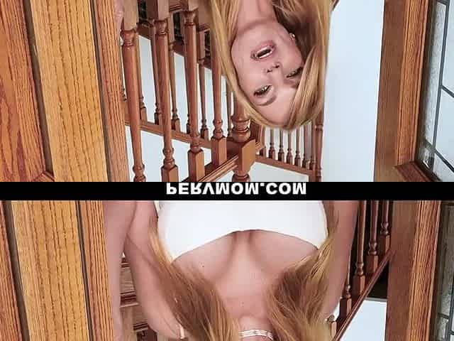 PervMom - Sexy Cougar Gets Screwed by Youthful Neighbour
