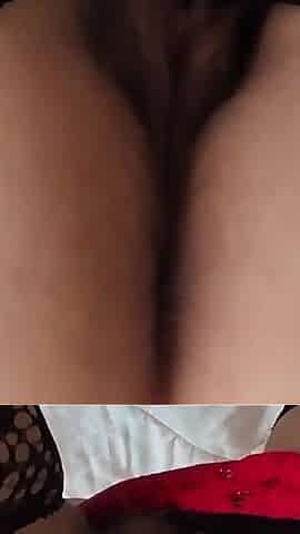 Stepmom Showing off Her Big Ass on All Fours and Asking Him to Fuck Her