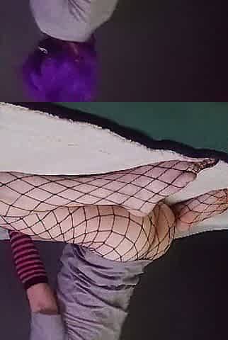 A slim femboy riding his sextoy