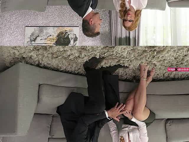 Aroused Boss Office Rencounter