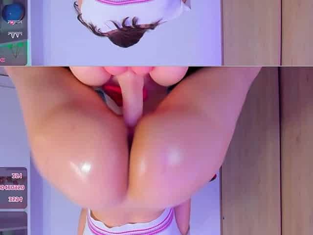 Gorgeous big ass cam girl solo