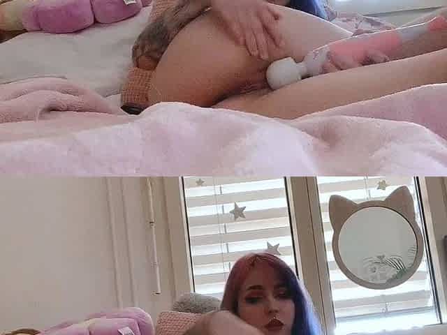 Hot Webcam Babe Masturbates And Fucks Pussy