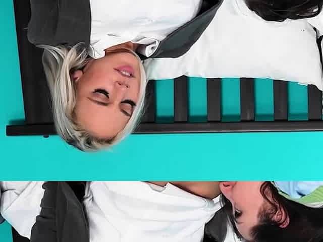 Pillowfight with stepsis leads to a fuck