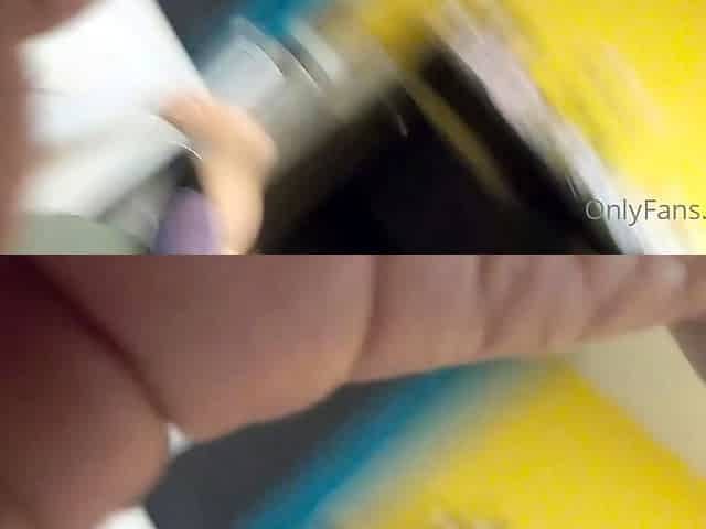 Amateur blonde fucking in stockings on video