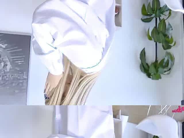 Smiling Haley Reed - Trimmed Pussy