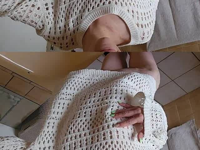 Solo smokin' washroom time join me!