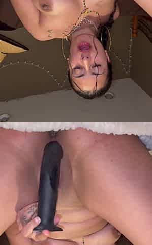 Screwing my vagina with my sex toy