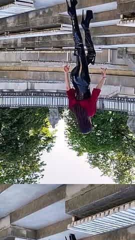 LadyPerse - Latex In Public