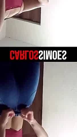 Hot Girl Shaking Her Booty Sexy