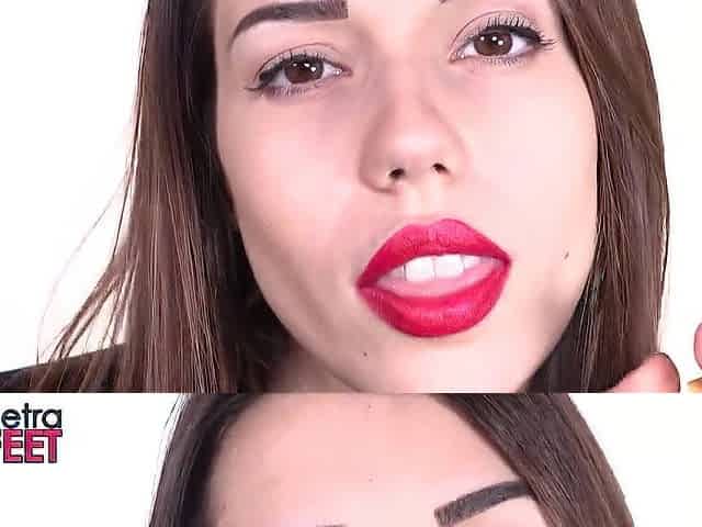 Smokin' and face fetish with astonishing teen