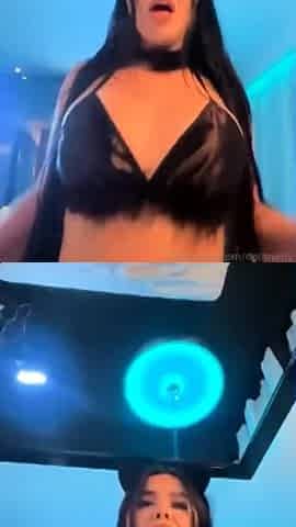 Big boobs milf masturbates with her dildo