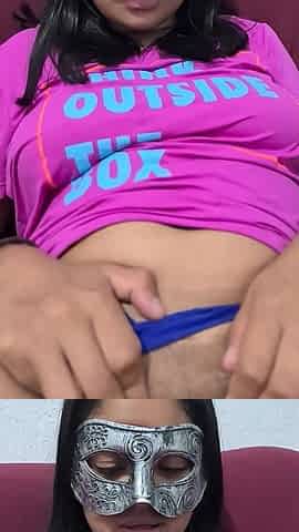 Sucking the Pussy of the Naughty Wife Sa Vanessinha