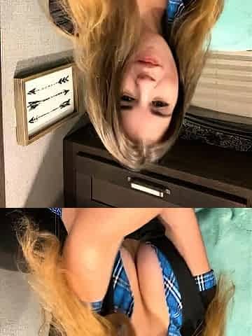 Slutty amateur flashing her big boobs in the backseat
